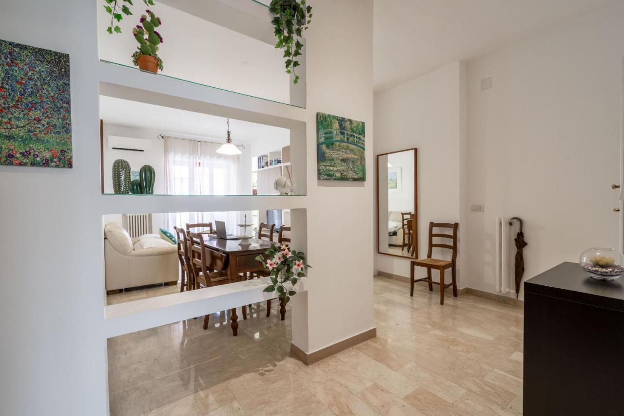 Universita & Stazione Airy Apartment With Parking Bari Exterior foto